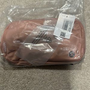 Lululemon Everywhere Belt Bag Pink